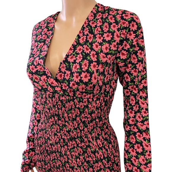 ASOS NaaNaa V neck tea dress in pink floral cinched - Picture 8 of 14